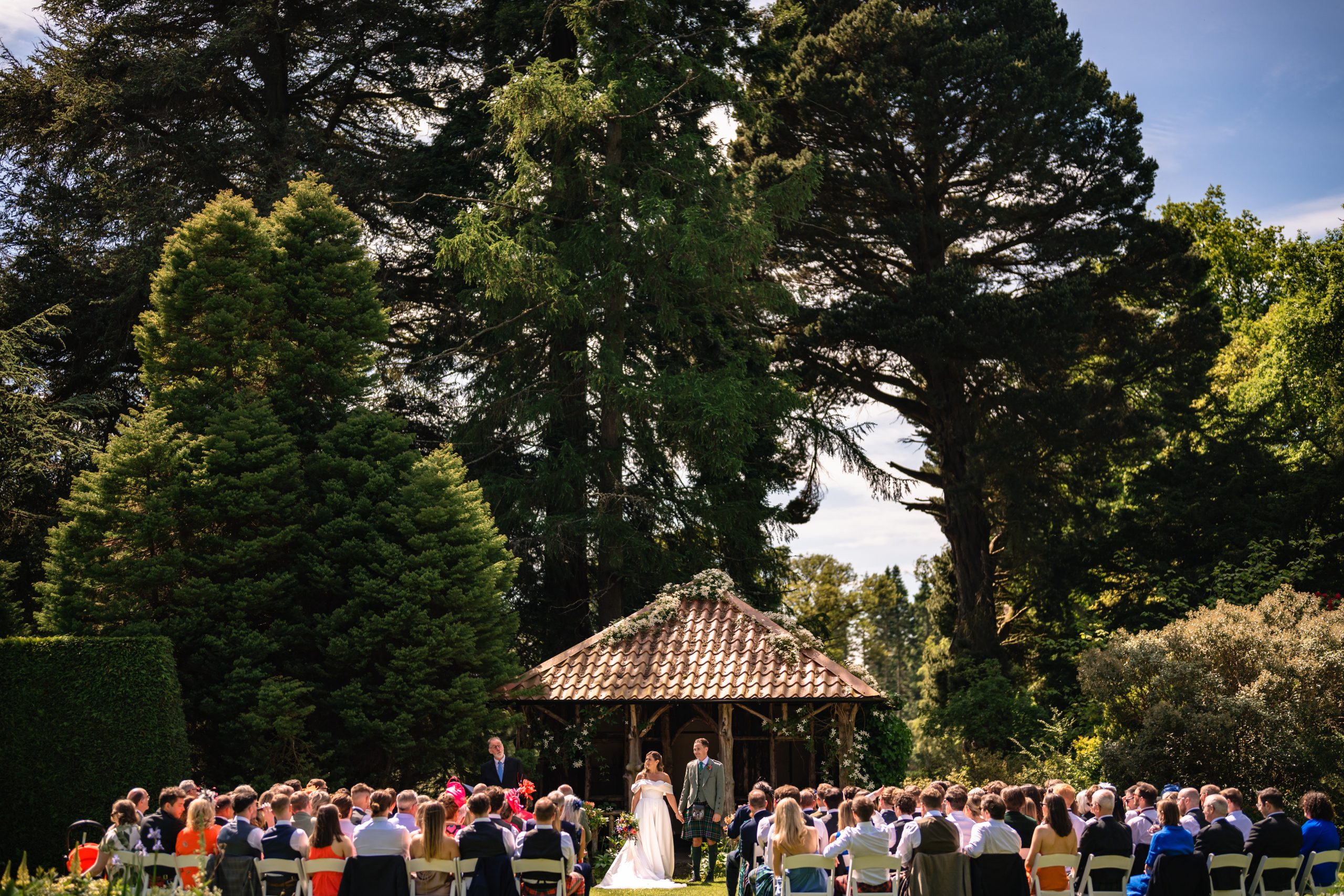errol-outdoor-ceremony
